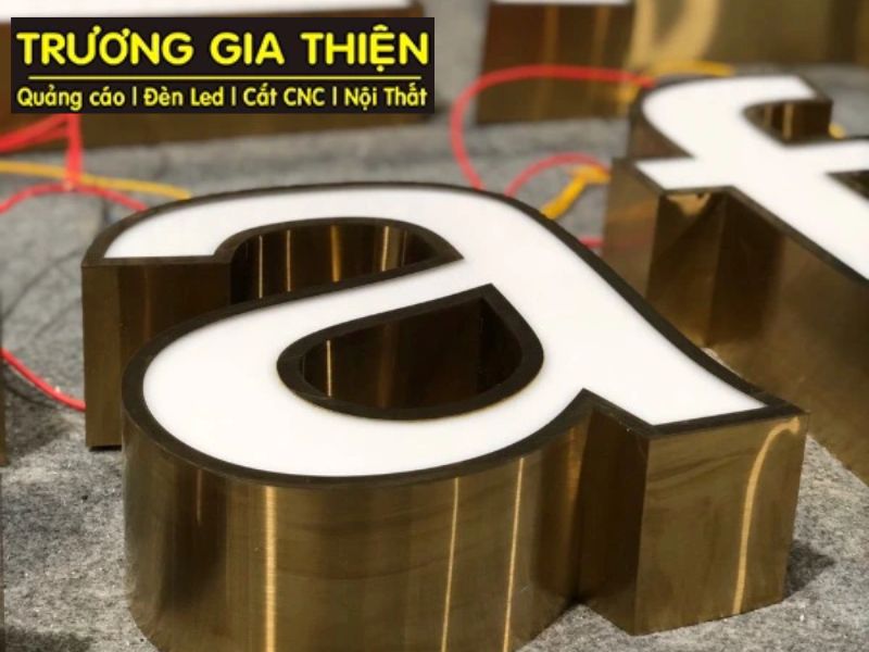 Báo giá gia công chữ nổi inox mới nhất – yếu tố nào ảnh hưởng đến chi phí?